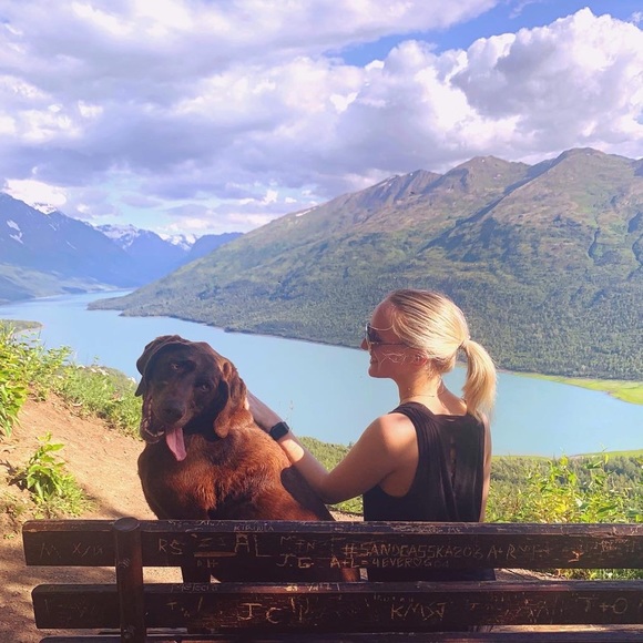 Meet your Posher, Brenna - Picture 2 of 7